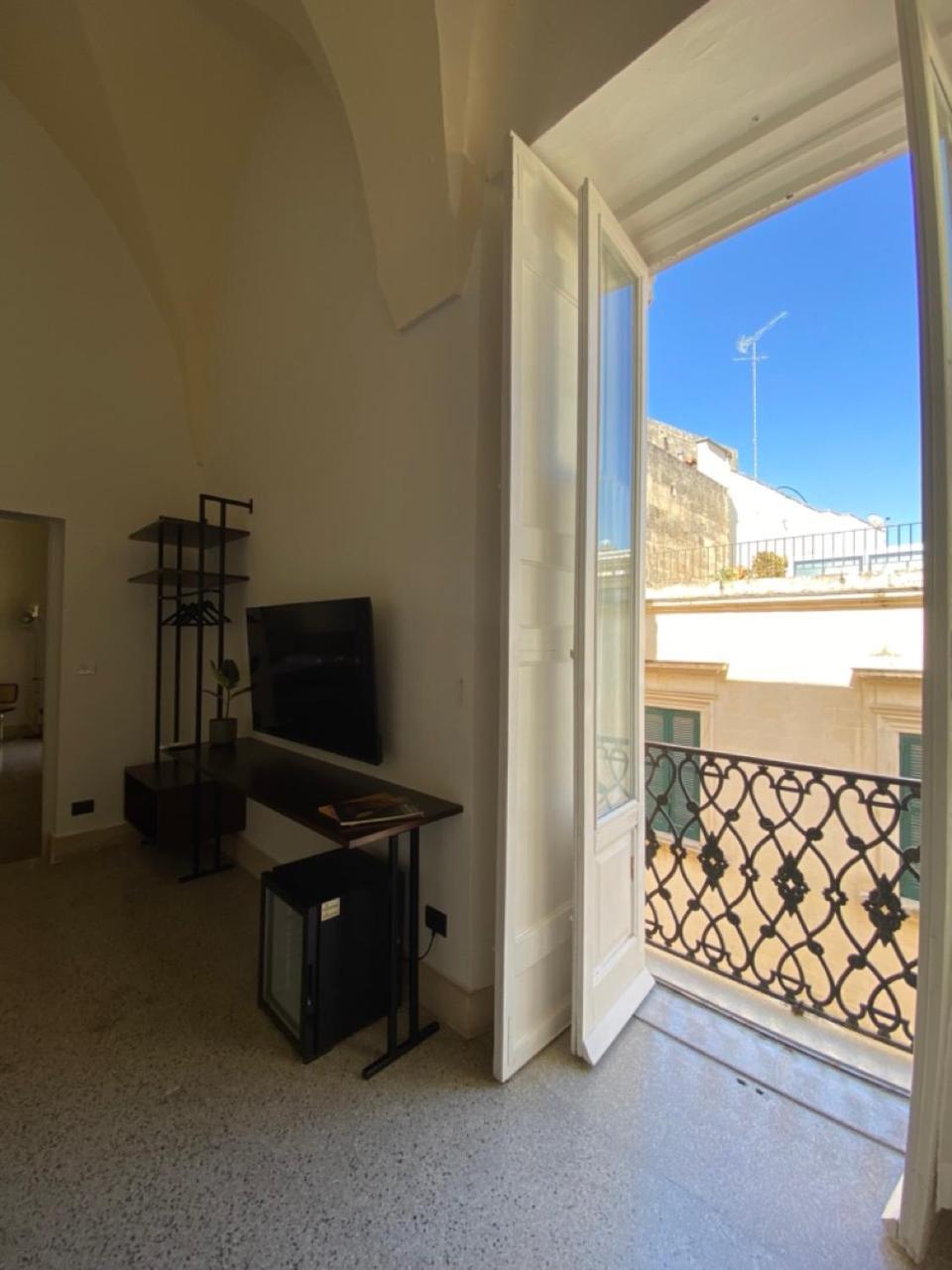 Roiss Haus Suites Lecce Exterior foto