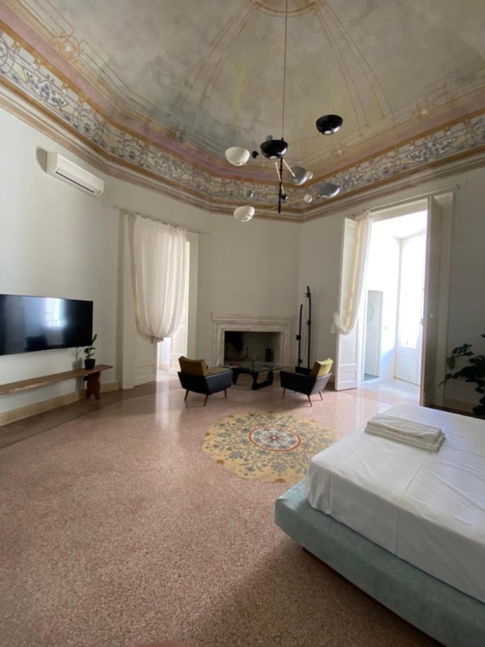 Roiss Haus Suites Lecce Exterior foto